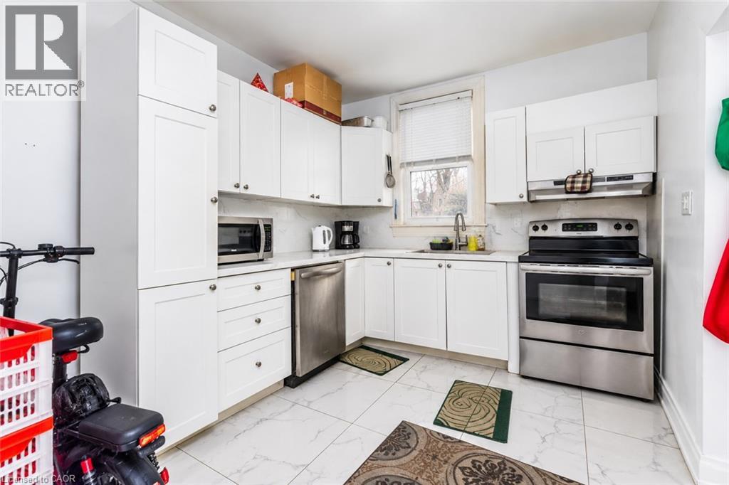 179 Wilson Street Property Photo 8