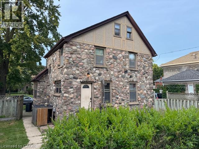 255 Main Street Property Photo 3