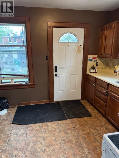 255 Main Street Property Photo 9