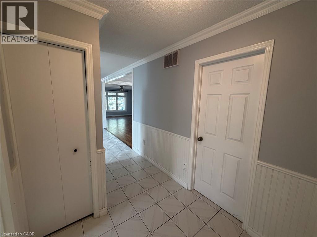 37 Elora Drive Property Photo 9