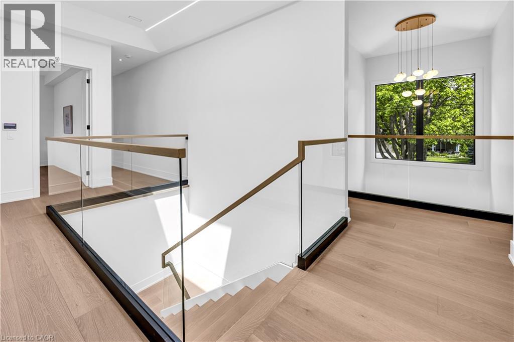 152 Third Line Property Photo 19