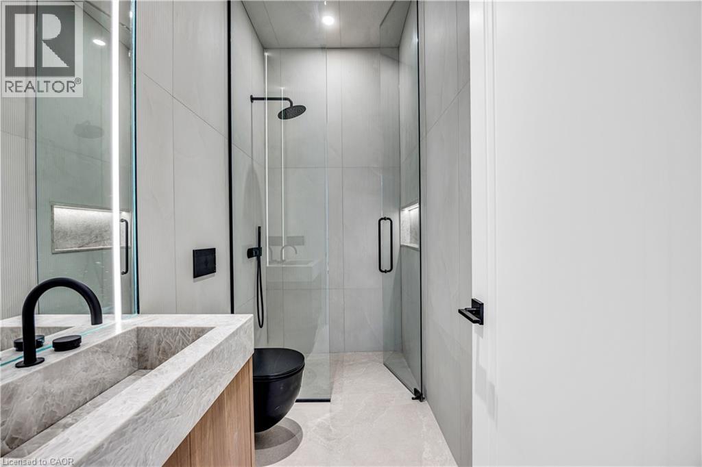 152 Third Line Property Photo 32