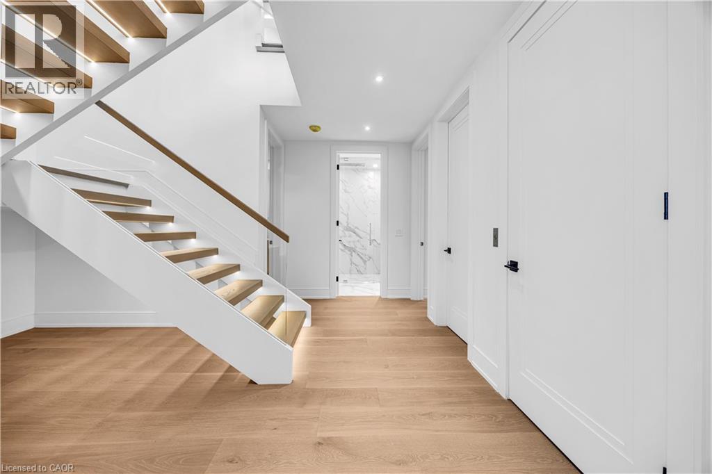 152 Third Line Property Photo 38