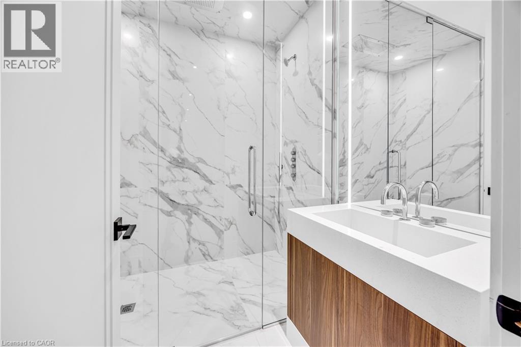 152 Third Line Property Photo 40