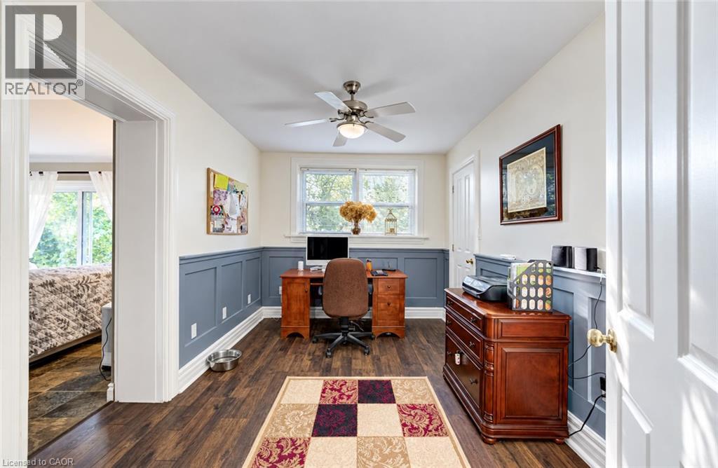 119 John Street W Property Photo 16