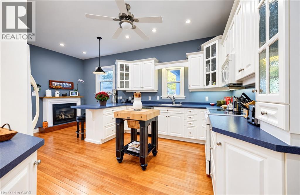 119 John Street W Property Photo 23