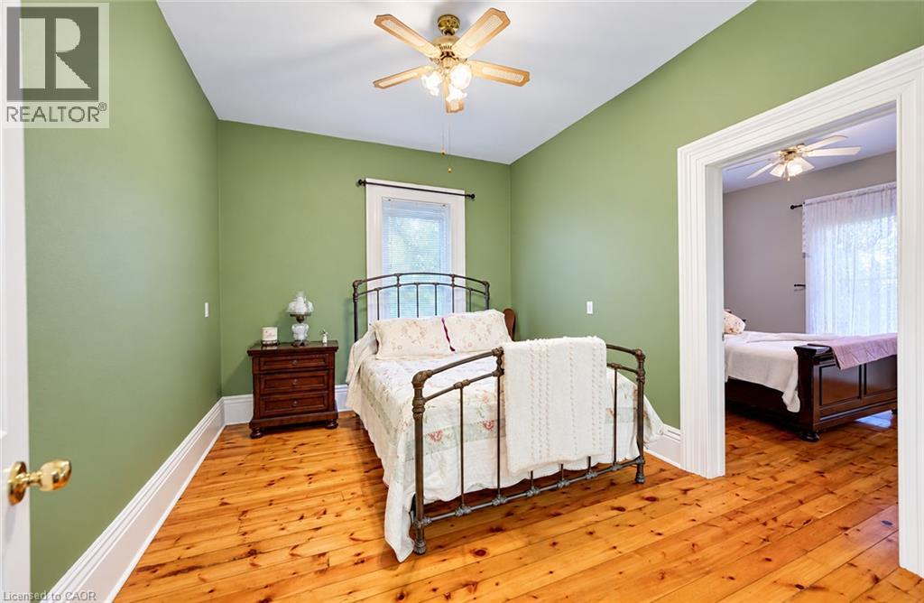 119 John Street W Property Photo 29