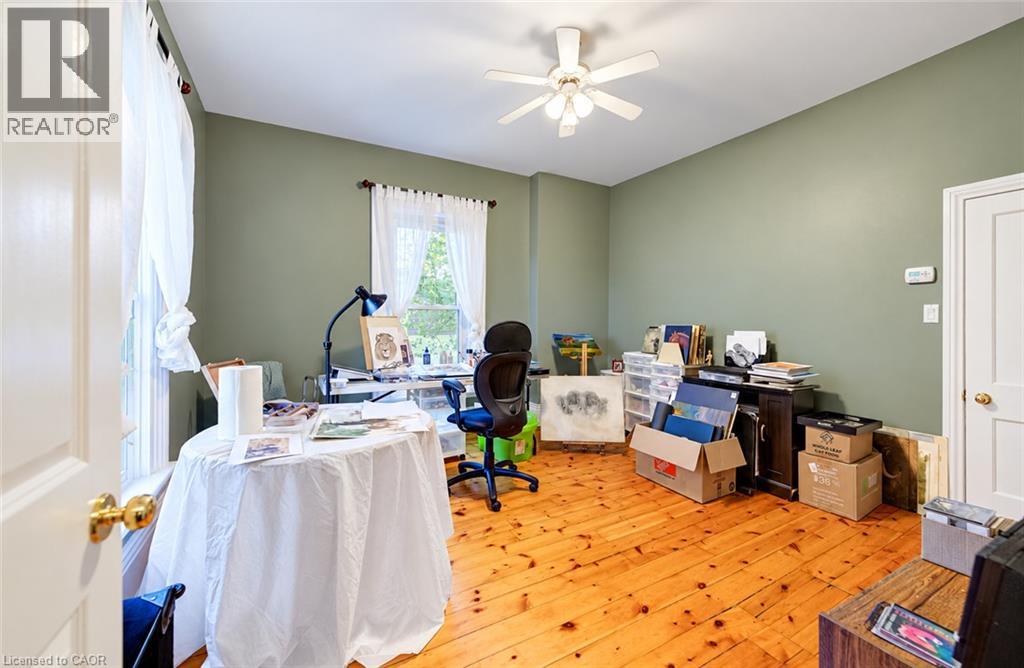 119 John Street W Property Photo 30