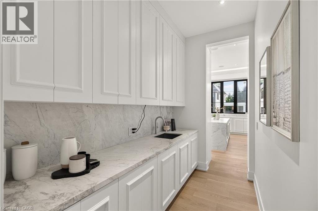 146 Third Line Property Photo 12