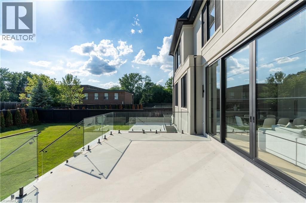 146 Third Line Property Photo 44