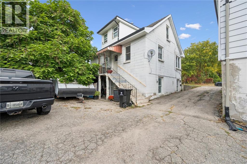 34 Jaffray Street Property Photo 8