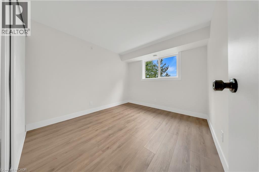 3085 Kingsway Drive Unit# 21 Property Photo 14
