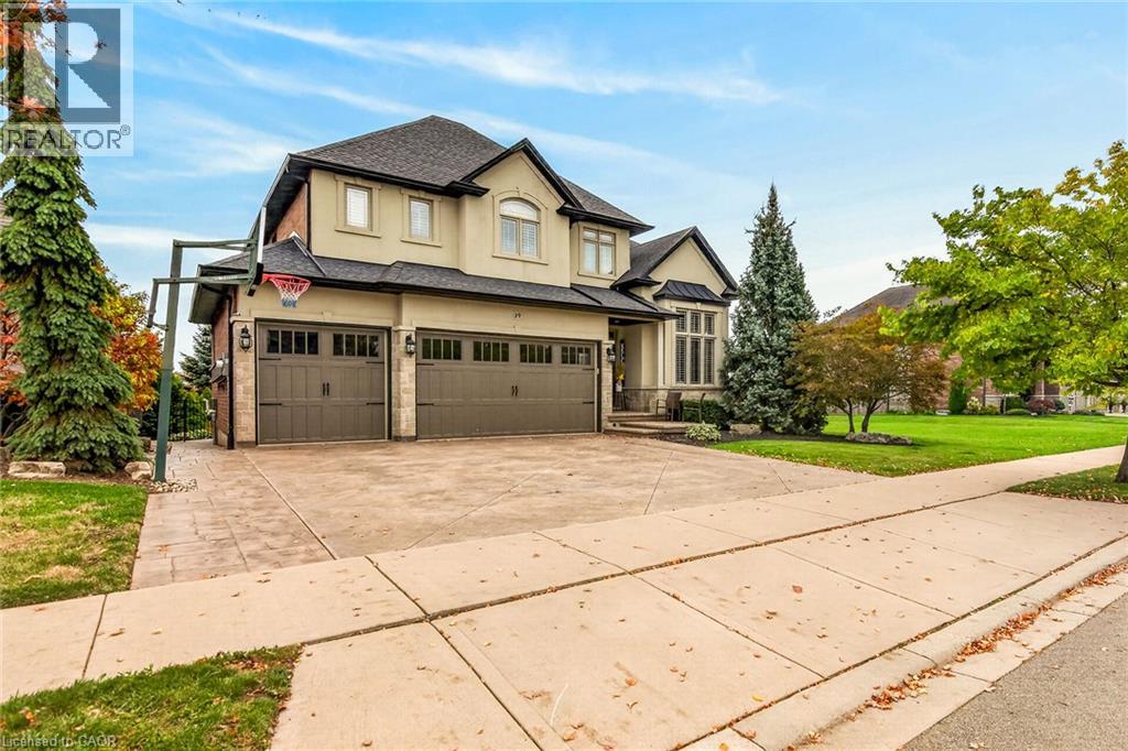 19 Greti Drive Property Photo 2