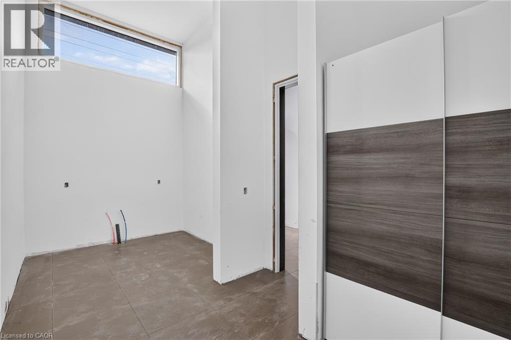 1 Meadowlark Way Property Photo 34