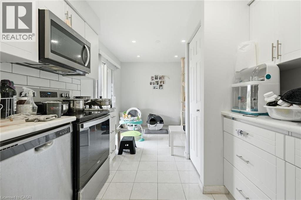 6562 Glengate Street Unit# Upper Property Photo 10
