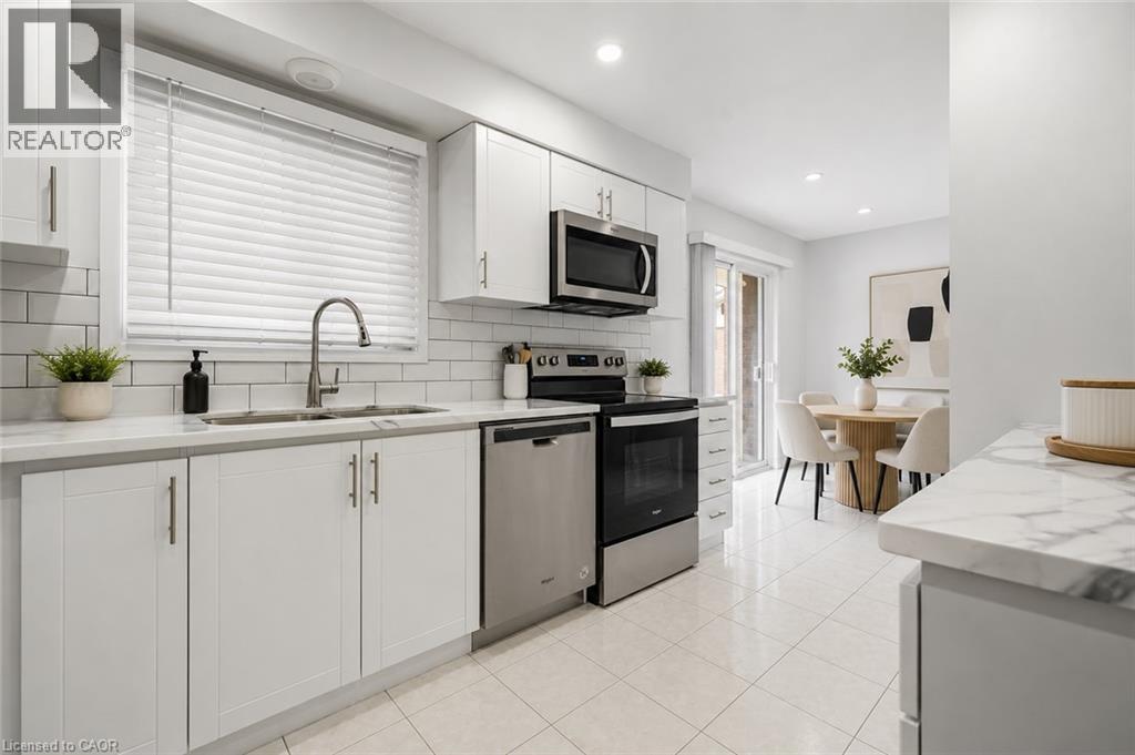 6562 Glengate Street Unit# Upper Property Photo 11