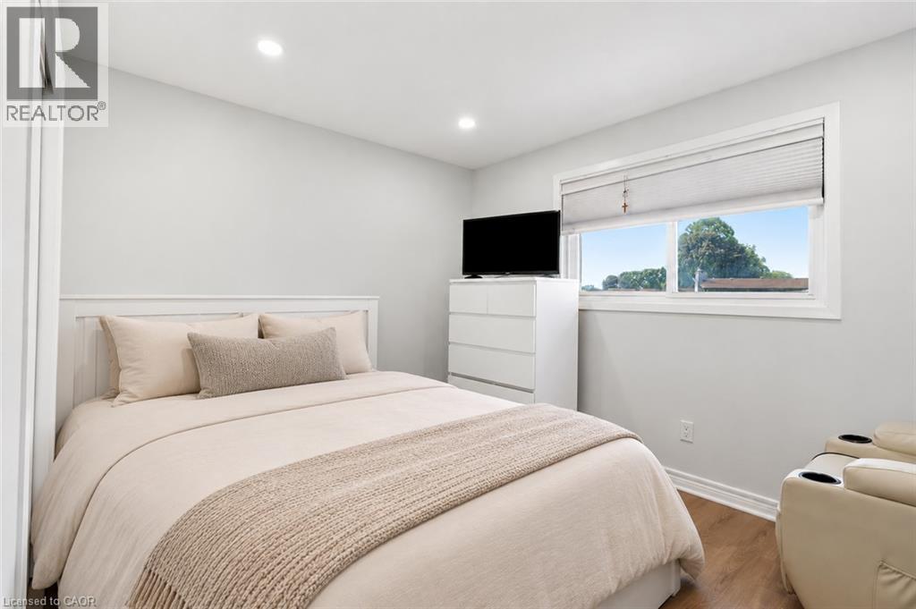 6562 Glengate Street Unit# Upper Property Photo 13