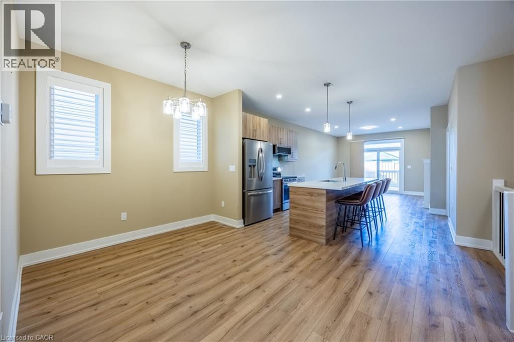 248 Lafayette Street E Property Photo 11