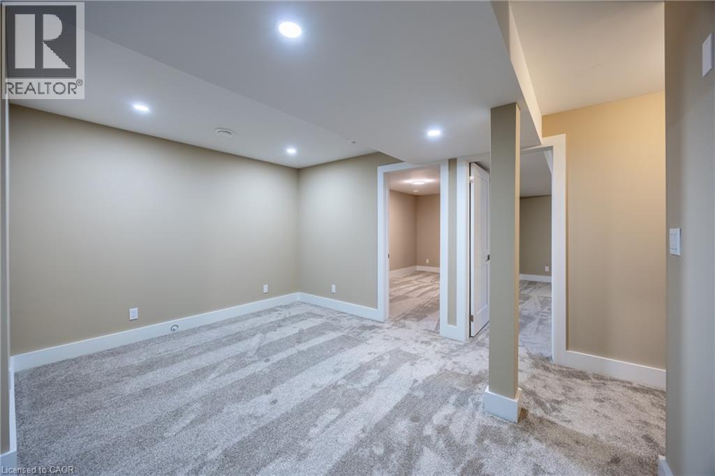 248 Lafayette Street E Property Photo 22