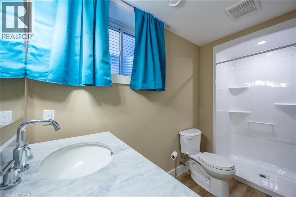 248 Lafayette Street E Property Photo 23