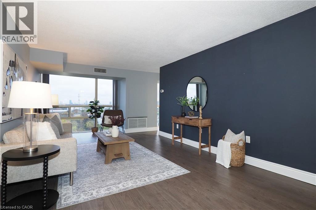 55 Blue Springs Drive Unit# Ph12 Property Photo 13