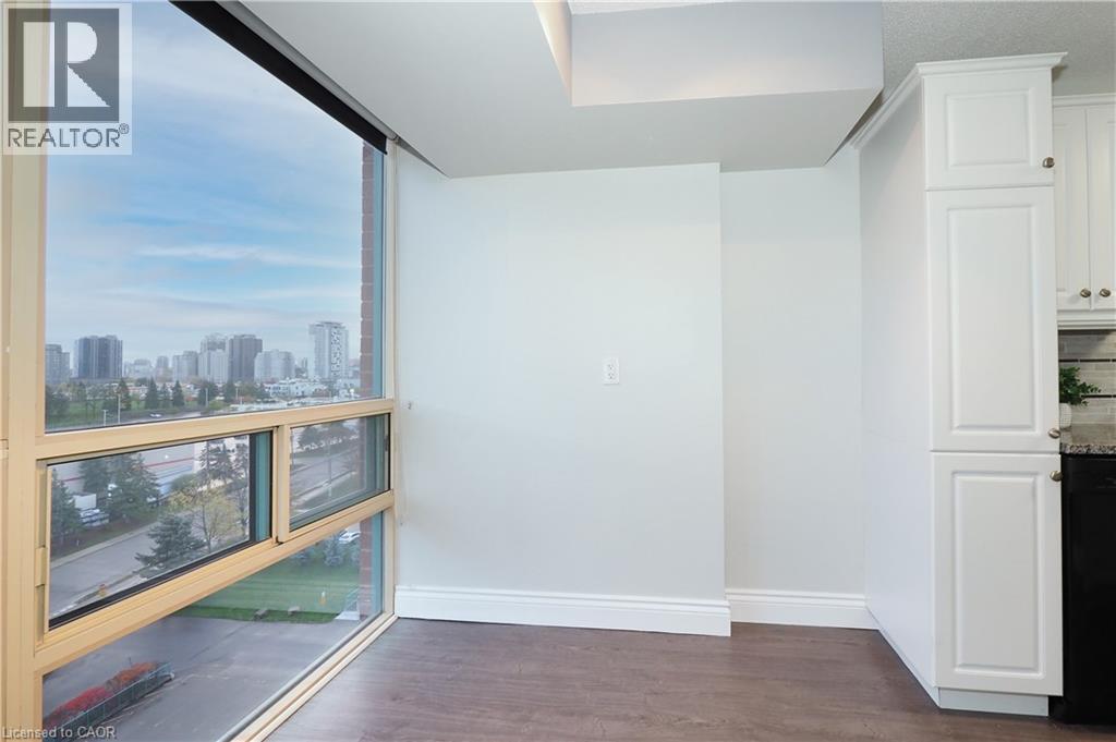 55 Blue Springs Drive Unit# Ph12 Property Photo 22