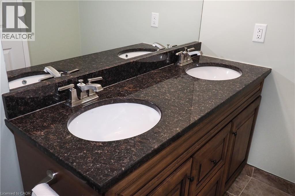 55 Blue Springs Drive Unit# Ph12 Property Photo 30