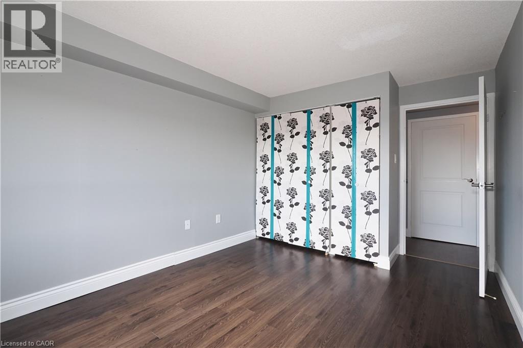 55 Blue Springs Drive Unit# Ph12 Property Photo 32