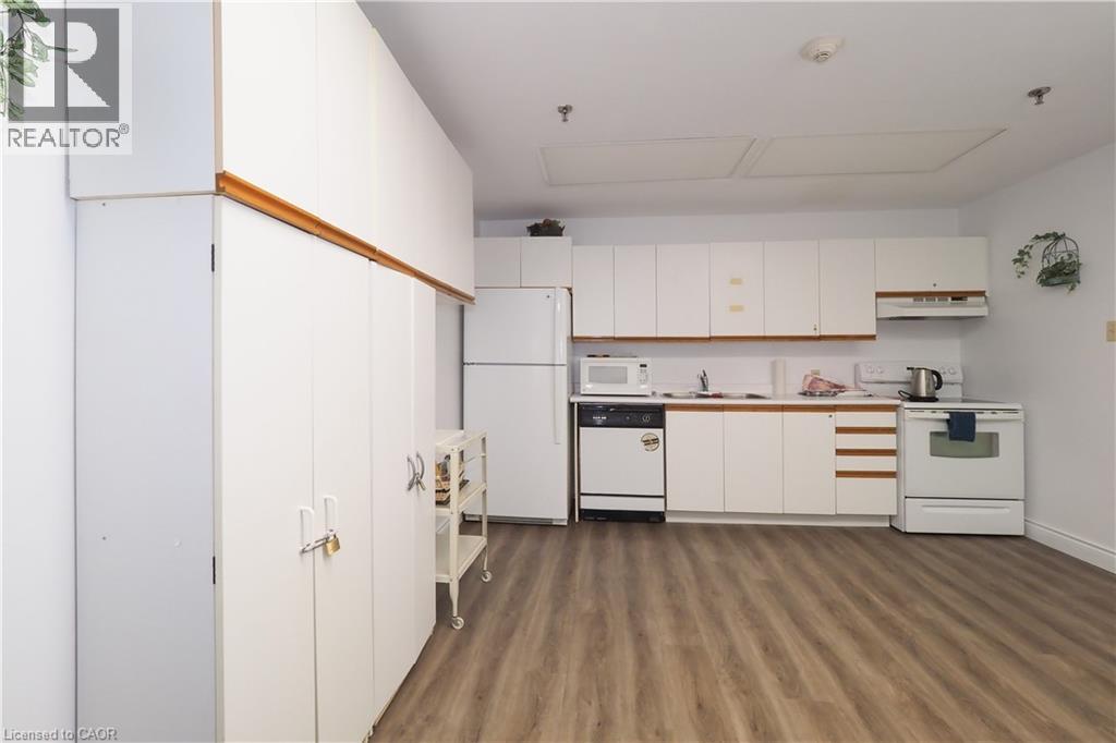 55 Blue Springs Drive Unit# Ph12 Property Photo 41