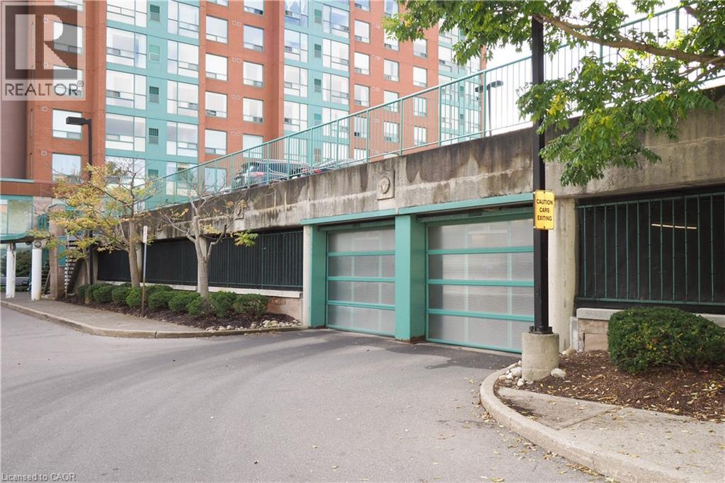 55 Blue Springs Drive Unit# Ph12 Property Photo 44