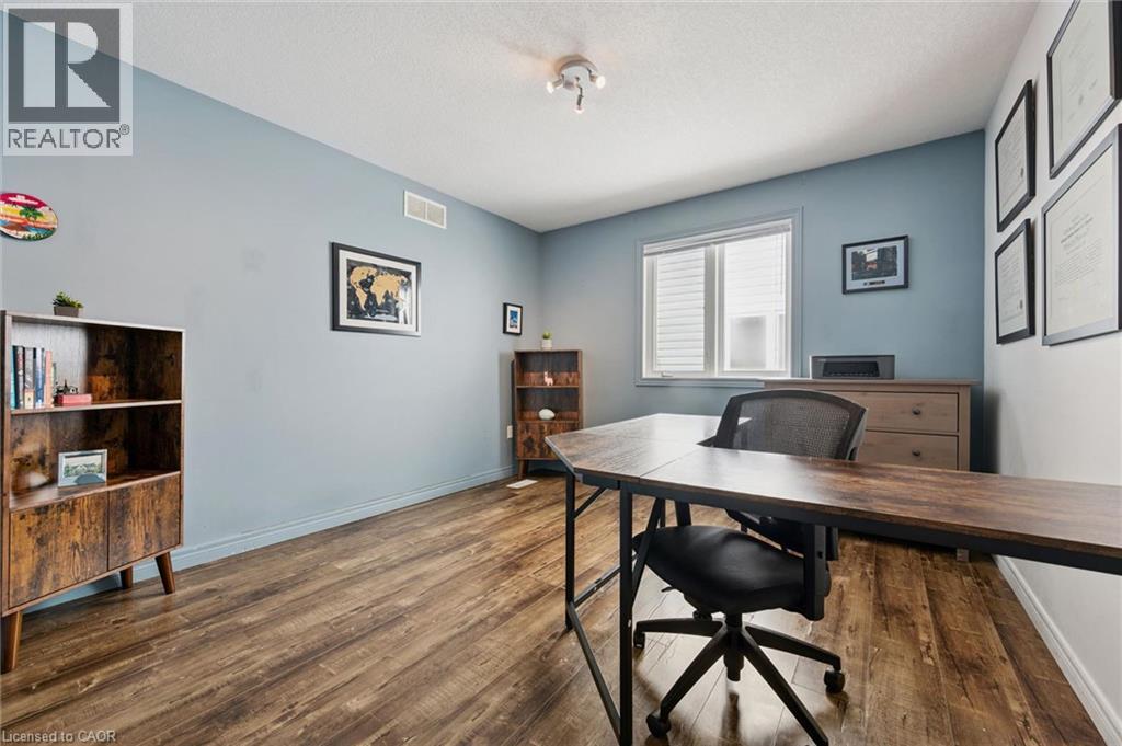 360 Red Osier Road Property Photo 24