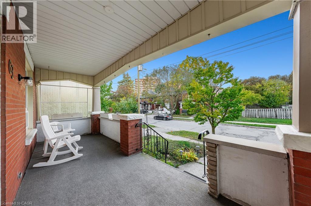 63 Mt Hope Street Property Photo 3