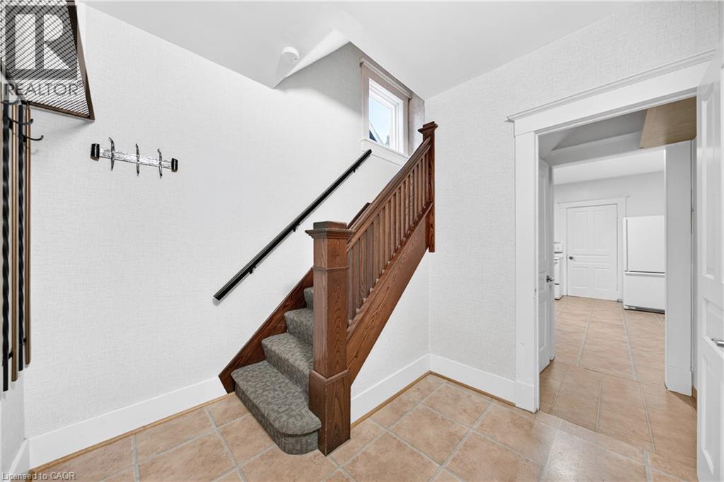 63 Mt Hope Street Property Photo 4