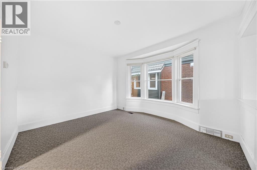 63 Mt Hope Street Property Photo 8