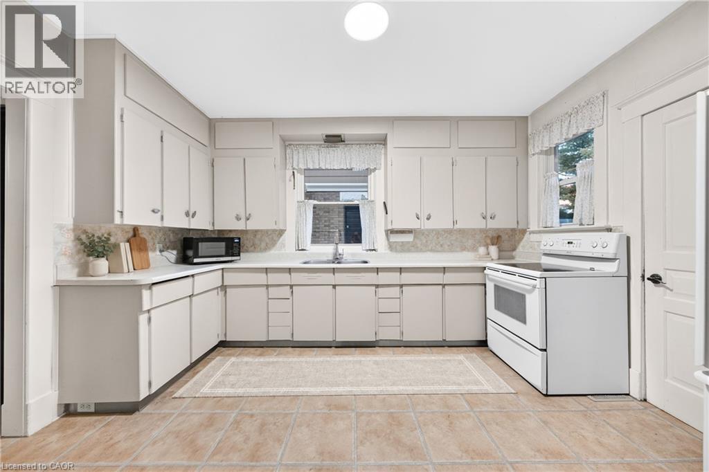 63 Mt Hope Street Property Photo 11
