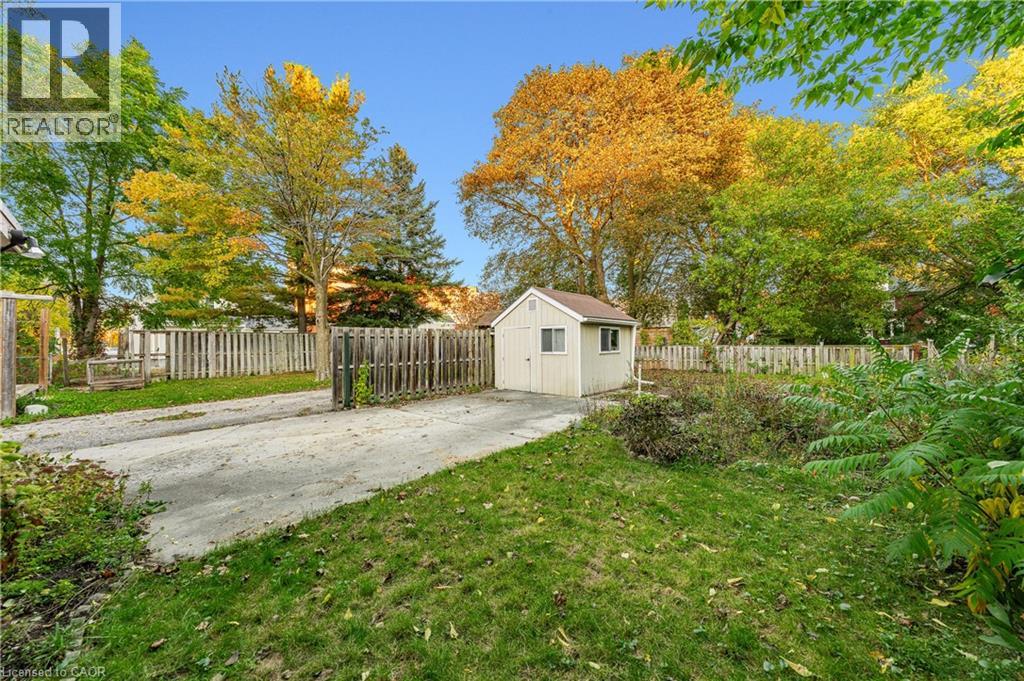 63 Mt Hope Street Property Photo 39
