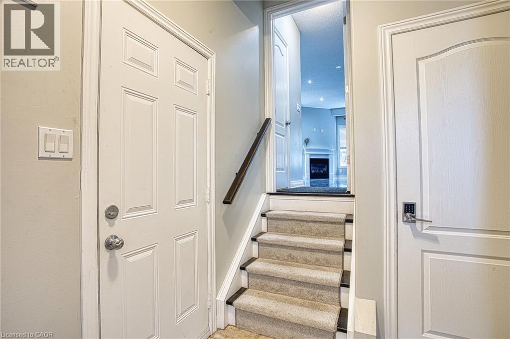 52 Dartmouth Gate Unit# Main Property Photo 3