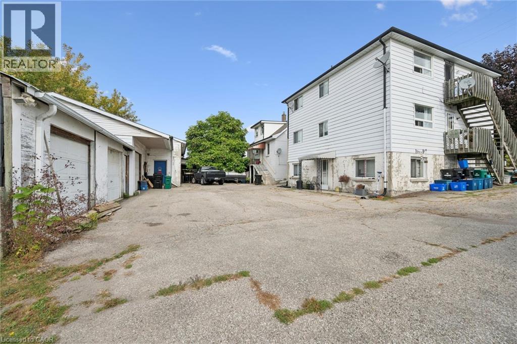 32 Jaffray Street Property Photo 7
