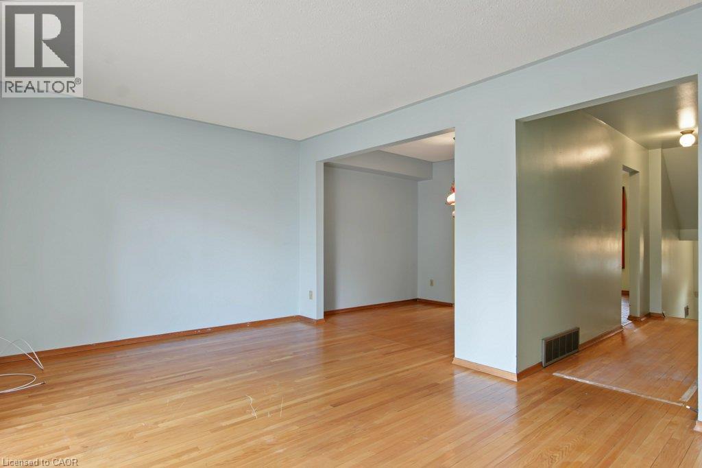 1535 Westminster Place Property Photo 13