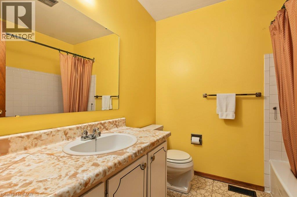 1535 Westminster Place Property Photo 17