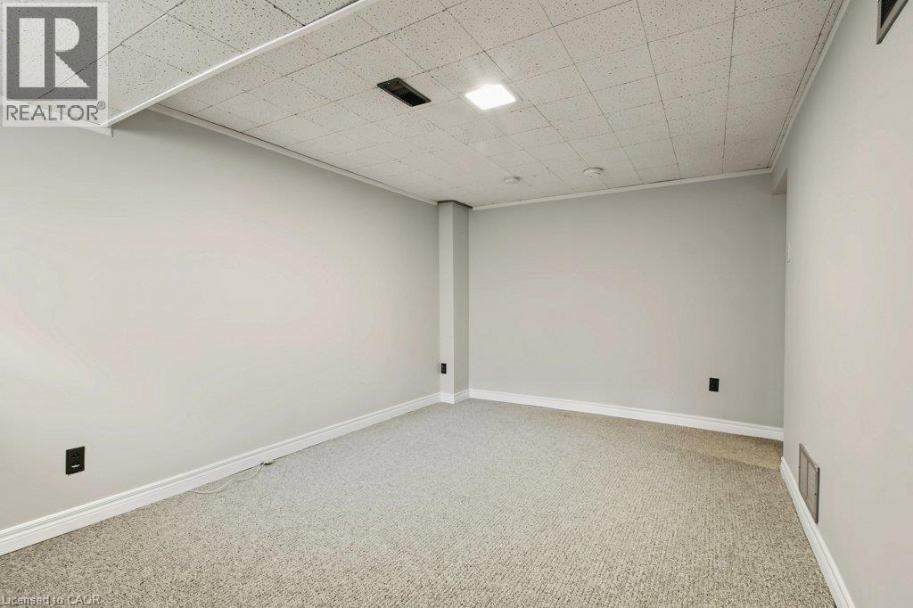 1535 Westminster Place Property Photo 25