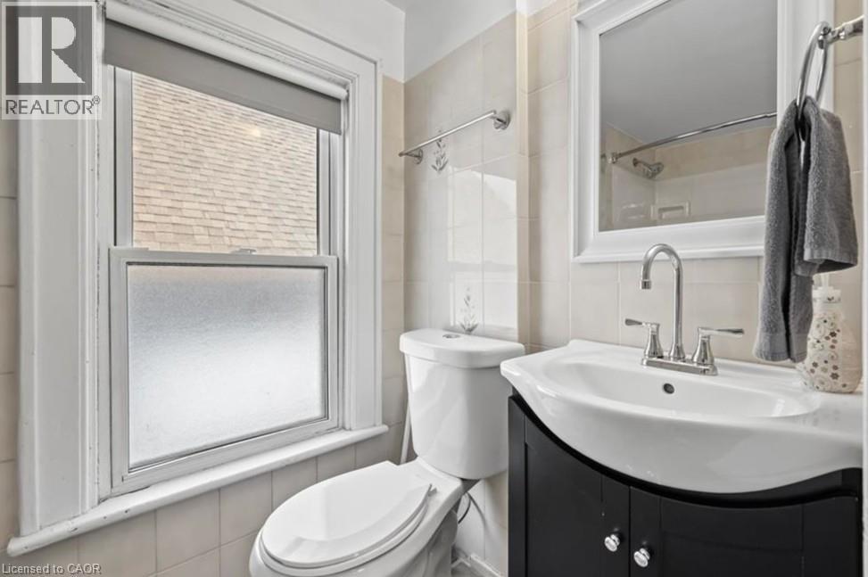 5429 Second Avenue Property Photo 10