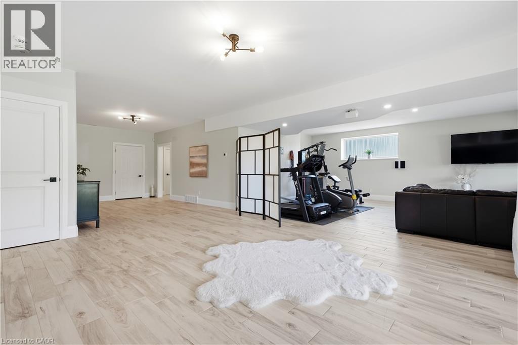 7 - 670 Bishopsgate Road Property Photo 36