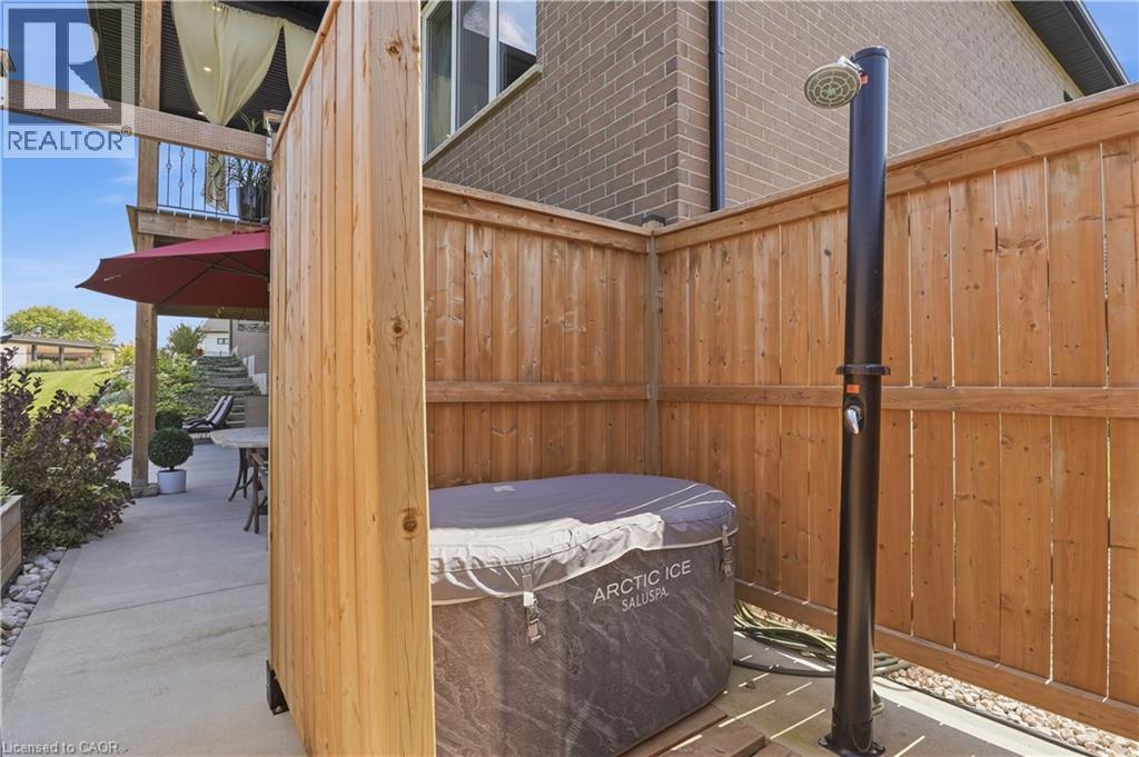 7 - 670 Bishopsgate Road Property Photo 45