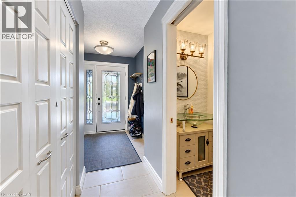 299 Creighton Court Property Photo 4