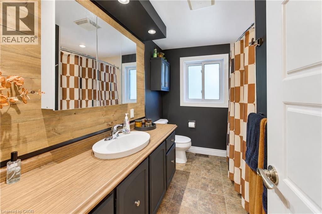 299 Creighton Court Property Photo 30