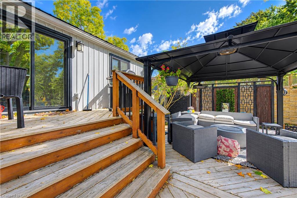 299 Creighton Court Property Photo 43