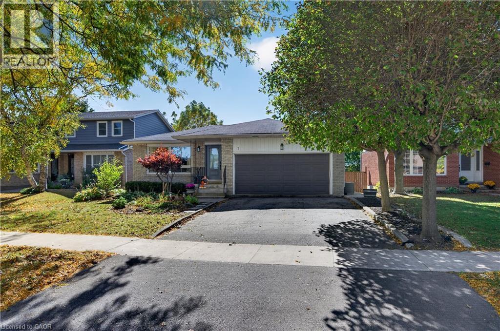 7 Fern Avenue Property Photo 1
