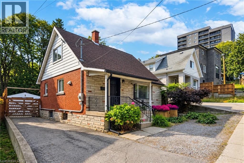 106 Cedar Street S Property Photo 17