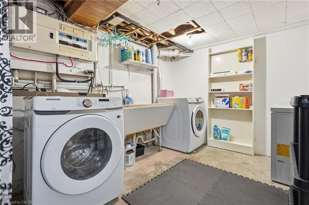 106 Cedar Street S Property Photo 30